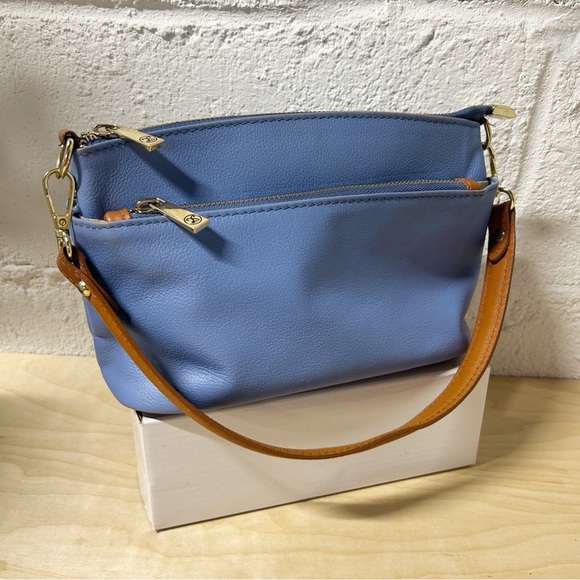 Divina Firenze Blue Genuine Italian Leather Shoulder Bag 3 Zip Compartments - Picture 3 of 12